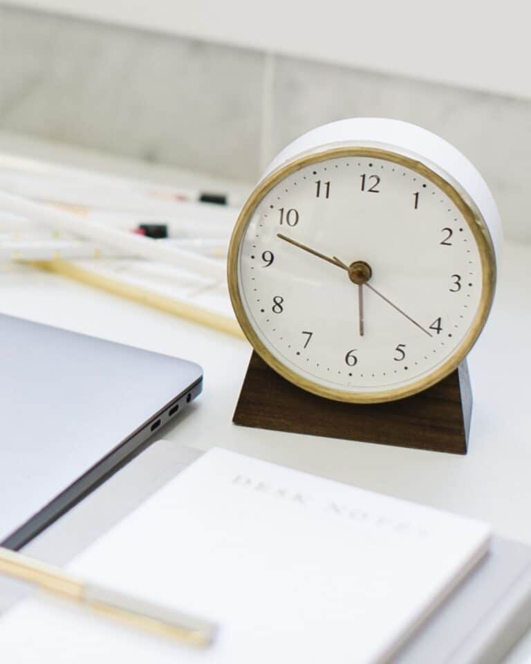 9 Ultimate Time Management Hacks to Save You Time